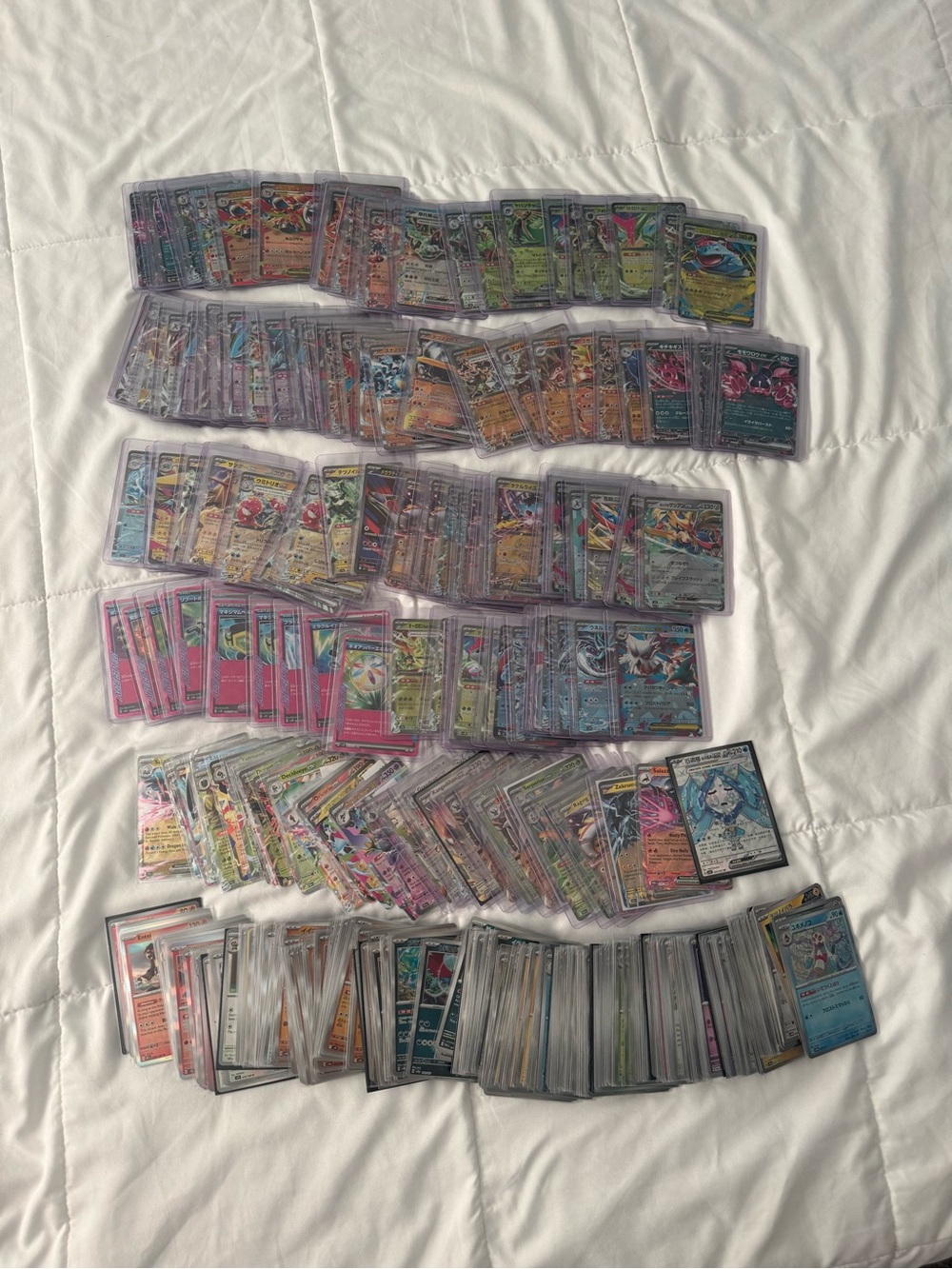 Pokémon TCG 50 Holo Reverse Holo Card Lot Random Bundle